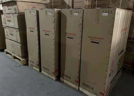 O inversor da C.C. do compressor de GMCC rachou o condicionador de ar 18000BTU R410A da parede