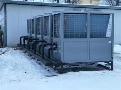 Poder dos sistemas de bomba do calor do CO2 R744 do INVERSOR de DORIN multi